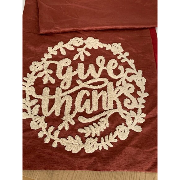 THRO Marlo Lorenz Rust Chenille "Give Thanks" Thanksgiving Table Runner 16"x80" - Picture 3 of 6